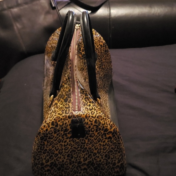 Purse - Picture 2 of 3
